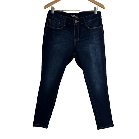 Time and Tru Super Skinny Jeans Size 16 Petite Medium Wash Blue Denim Stretch - Picture 1 of 4